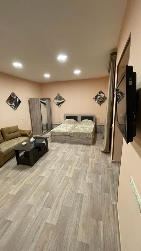Communal lounge/ TV room, Seating area