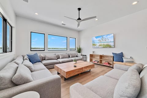 Keepin' It Reel House in West Beach