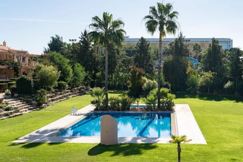 Property building, Garden, Pool view, Swimming pool