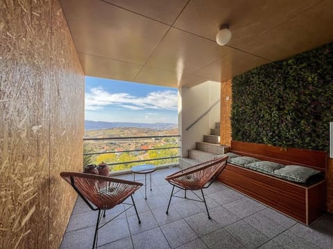 Day, Natural landscape, View (from property/room), Balcony/Terrace, Living room, Seating area
