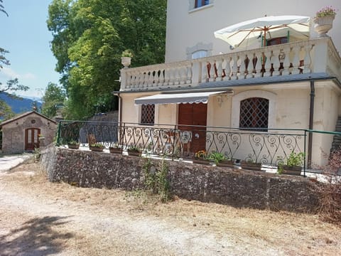 La Fioraia e La Legnaia House in L'Aquila