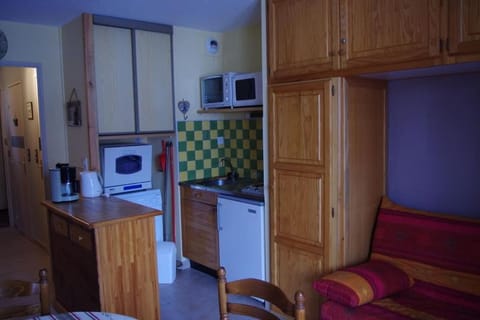 Kitchen or kitchenette, dishwasher, minibar, pet friendly, stove
