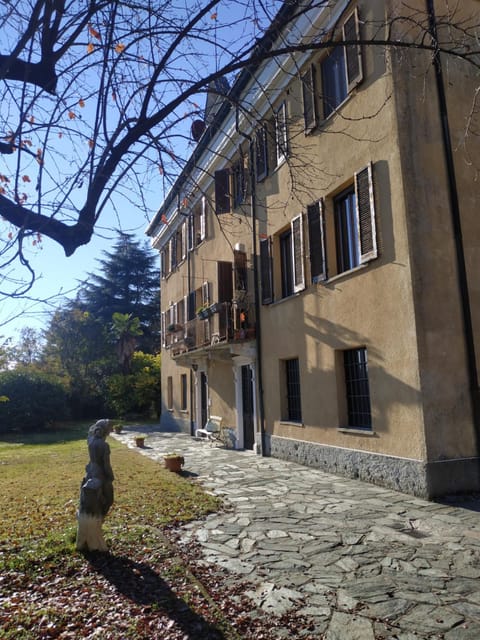 Property building, Garden view