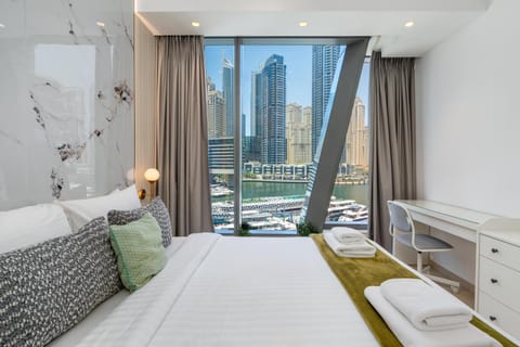 Bed, Photo of the whole room, Bedroom, City view