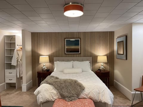 Dougan Suites Apartment in Portland