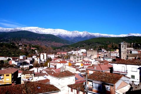 Balcony/Terrace, Mountain view