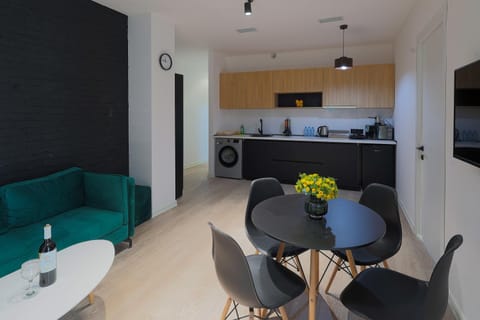 Kitchen or kitchenette, Living room, stove