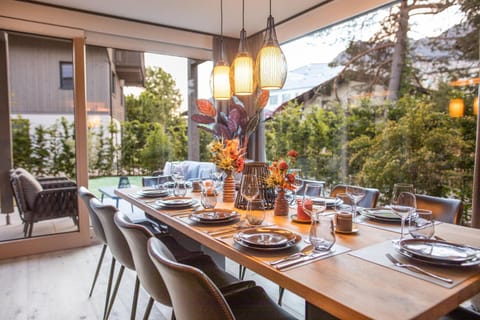 Spring, Garden, View (from property/room), Balcony/Terrace, Decorative detail, Dining area, Food, Garden view, Sunrise, Sunset, sunbed