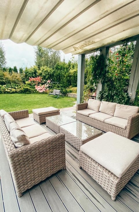 Garden, Balcony/Terrace, Seating area, Garden view
