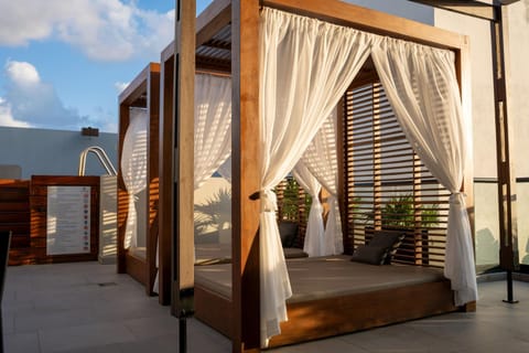 Bed, View (from property/room), Balcony/Terrace