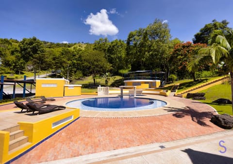 Swimming pool
