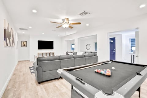 Blue on Fox Run House in Apollo Beach