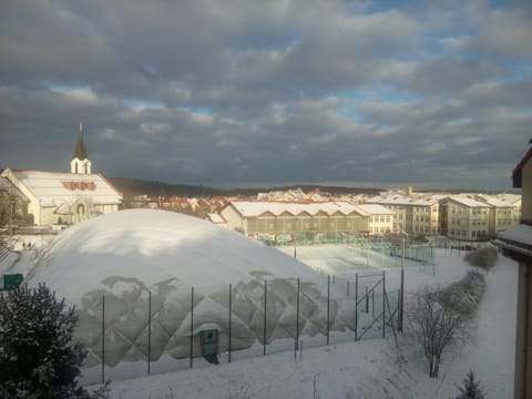 Activities, Children play ground, Library, View (from property/room), Tennis court, Sports