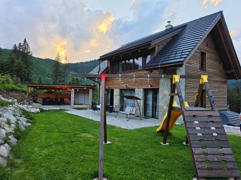 Property building, Day, Natural landscape, Children play ground, Seating area, Garden view
