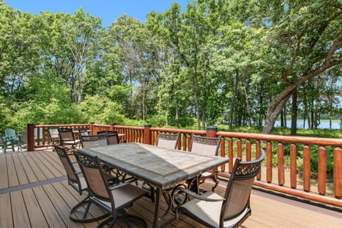 On the Lake at Castle Rock House in Castle Rock Lake