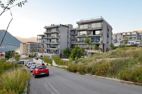 Property building, Parking