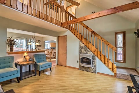 Game Room and Lake Access Albrightsville Home! House in Tunkhannock Township