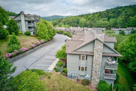 Chetola: Berkshires 3 House in Blowing Rock