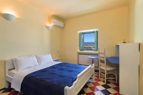 Fira center houses Apartment in Thera