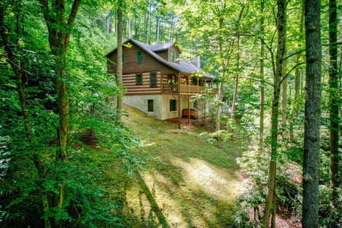 Little Creek Lodge House in Brushy Fork