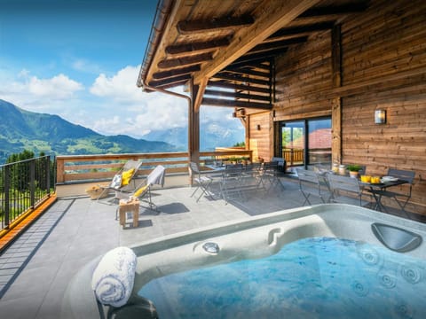 Day, Natural landscape, Hot Tub, View (from property/room), Balcony/Terrace, Mountain view