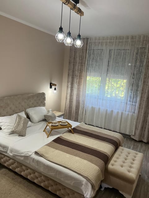 Apartman Trg Lux Apartment in Serbia