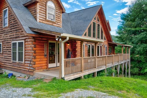 1 Awesome Skyview House in Brushy Fork