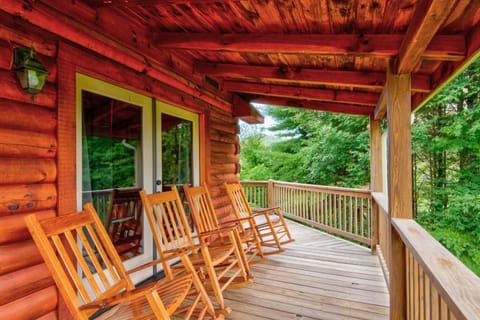 1 Awesome Skyview House in Brushy Fork