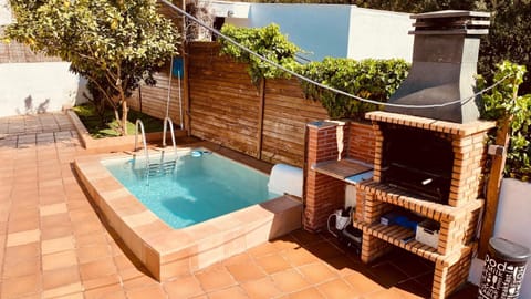 Nature Oasis near Barcelona with swimming pool Parties not allowed Chalet in Barcelona