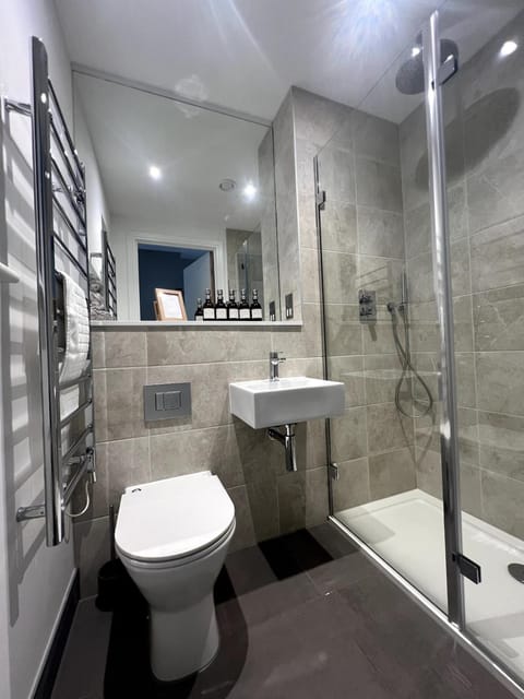 Shower, Toilet, Bathroom