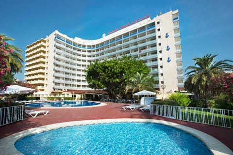 Off site, Day, Summer, On site, Swimming pool