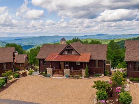 Green Valley III at Eagles Nest House in Beech Mountain