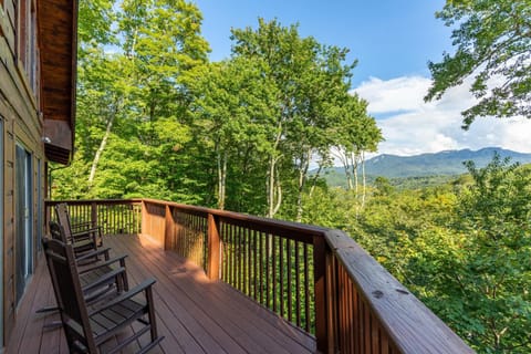 One Day More House in Sugar Mountain