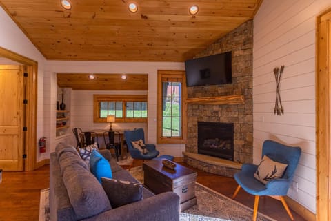 Banner Sky House in Watauga