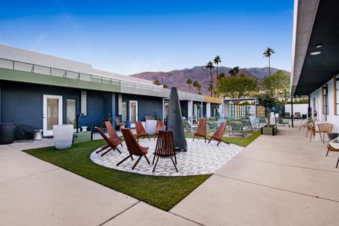 Property building, Patio, Day, Mountain view, Inner courtyard view, sunbed