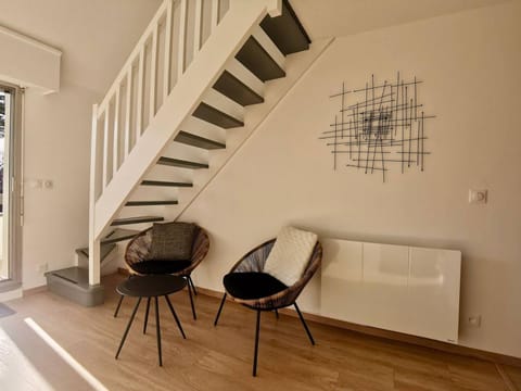 Carnac: Duplex 3 pièces, 4 pers, Proche plage, Wifi - FR-1-377-71 Apartment in Carnac