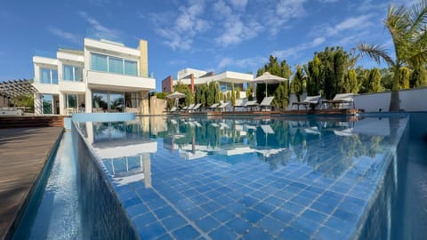 Pool view, Swimming pool