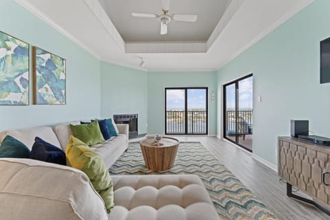 Shipwatch Riverside E1005* House in Ono Island