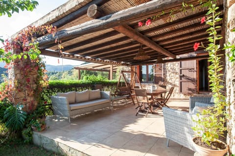 Patio, Balcony/Terrace, Seating area