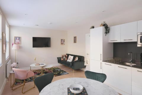 Dream Stays Bath - John Street Apartments Apartment in Bath