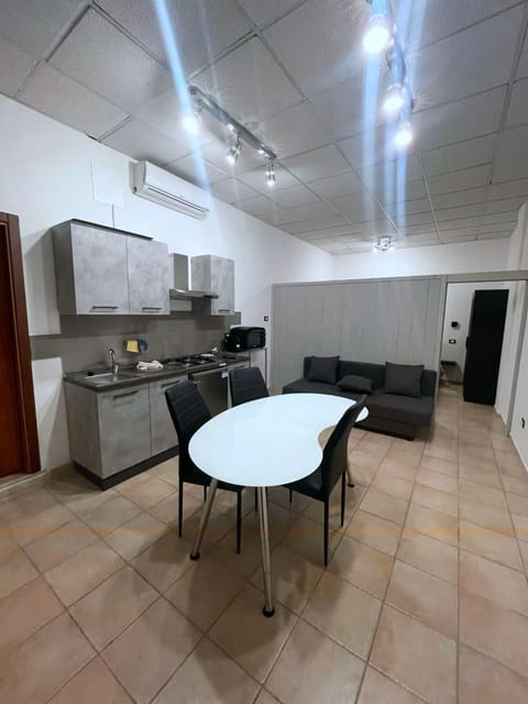 Living room, Lunch, kitchen