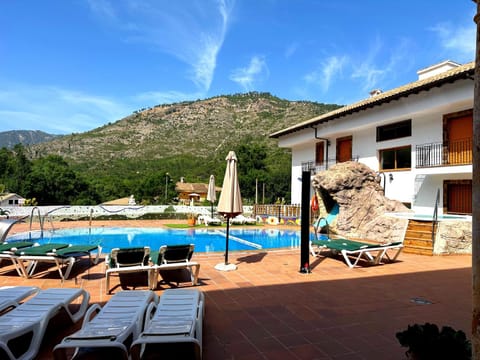 Spa and wellness centre/facilities, Swimming pool
