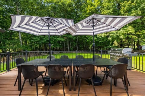 Campfire Bungalow - Kid Friendly House in Palenville