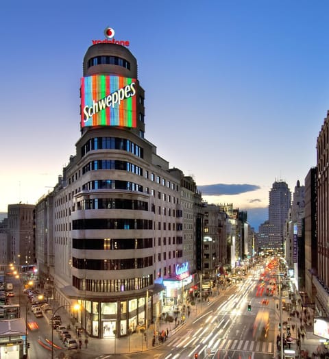 Property building, View (from property/room), City view, Landmark view, Street view