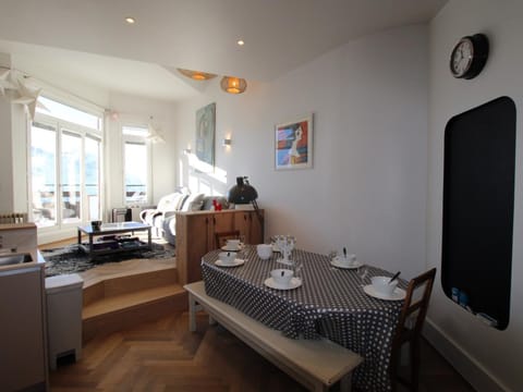 Avoriaz : Duplex 9 pers, cheminée, WiFi, proche ski - FR-1-633-64 Apartment in Avoriaz