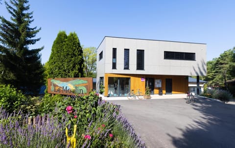 Gîte du Tram House in Jura