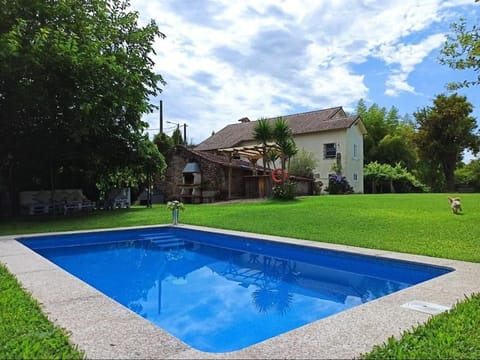 Garden, Garden, Swimming pool, Swimming pool