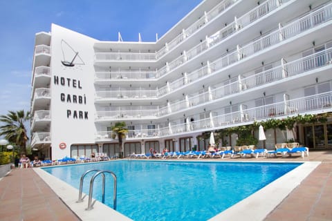 Property building, Facade/entrance, Pool view, Swimming pool
