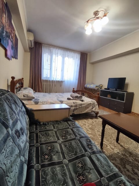 Bedroom, hair dresser