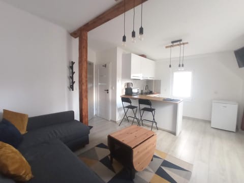microwave, oven, stove, kitchen